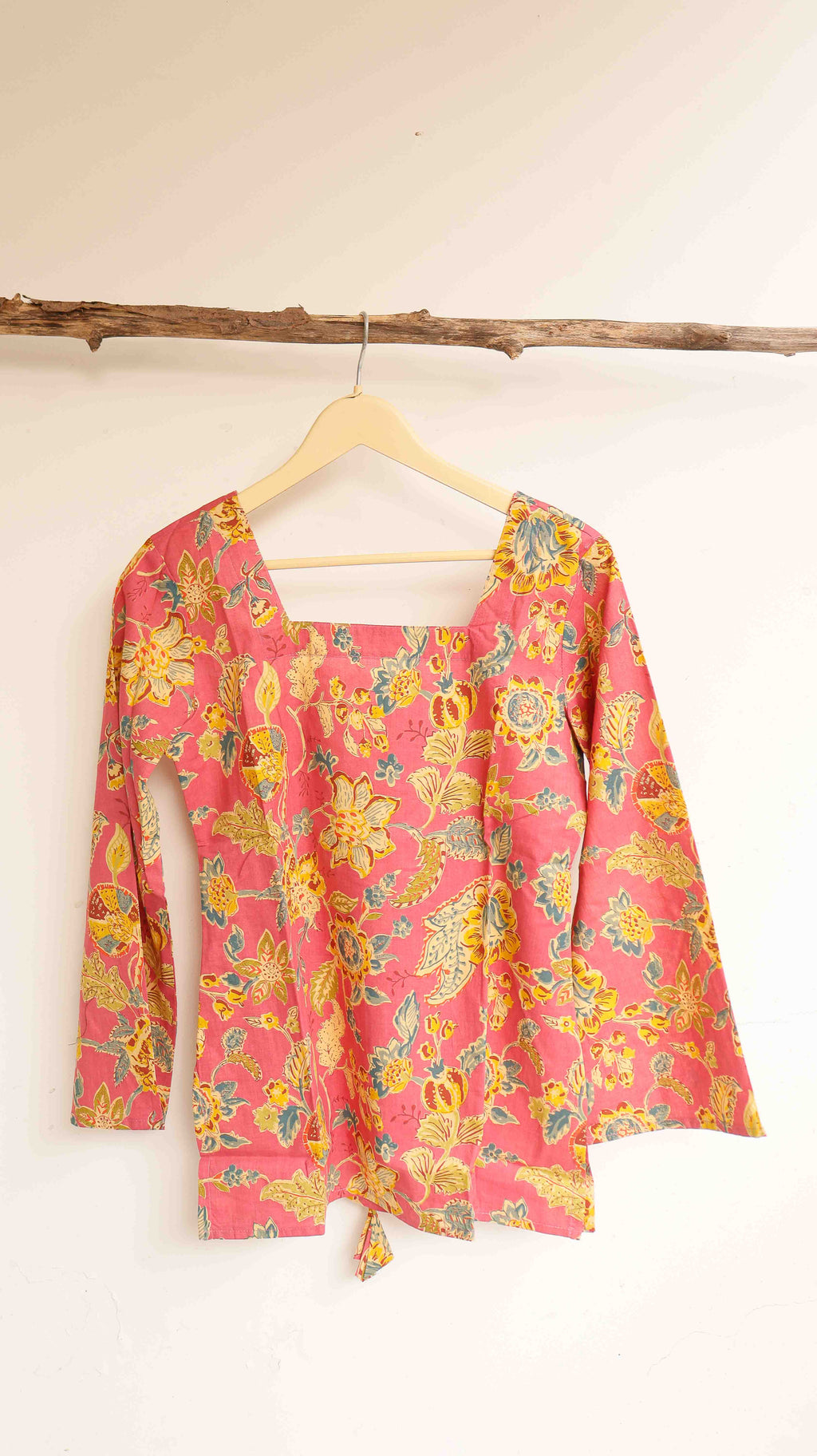 Coral Bloom Kurti