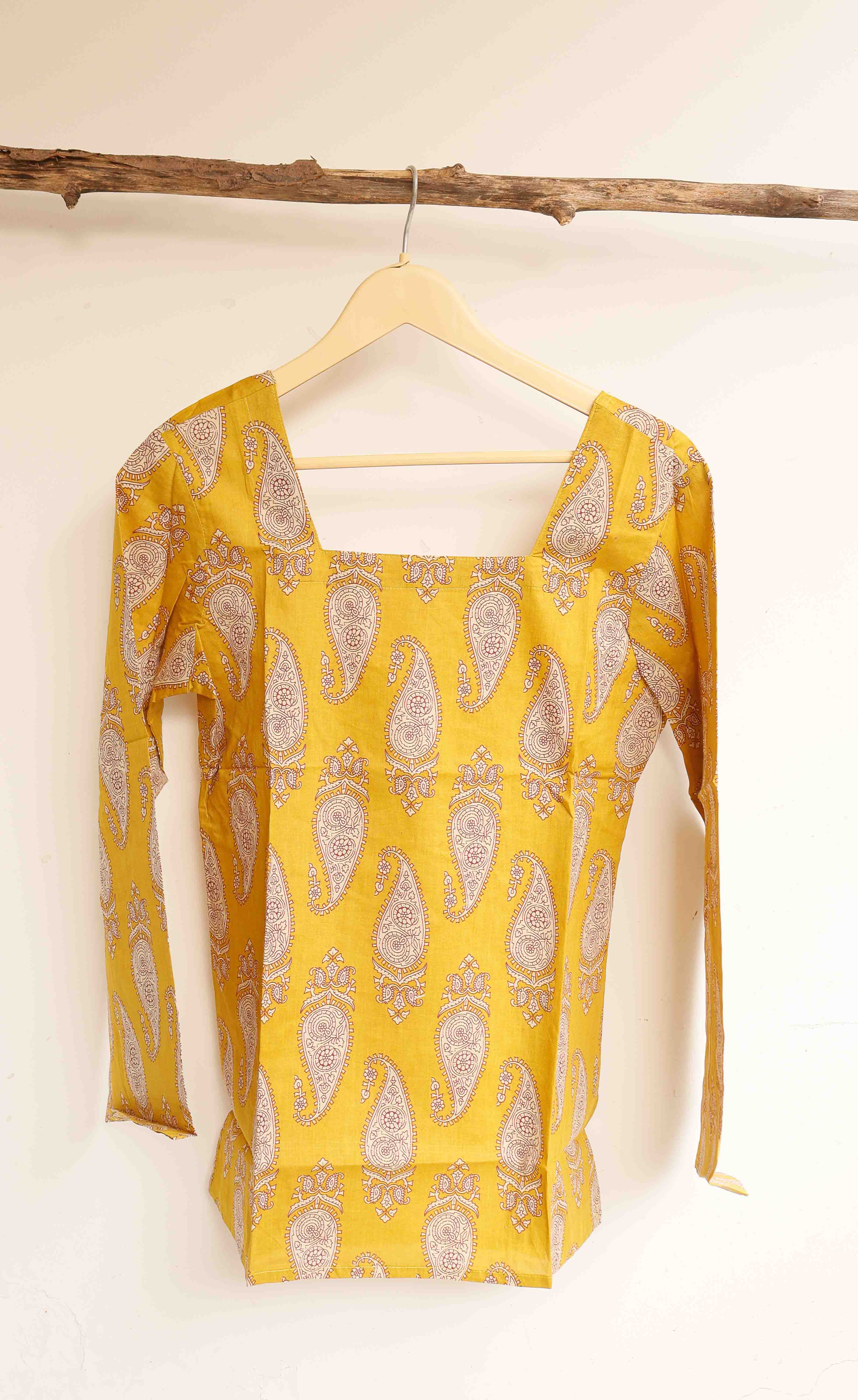 Sunlit Paisley Kurti